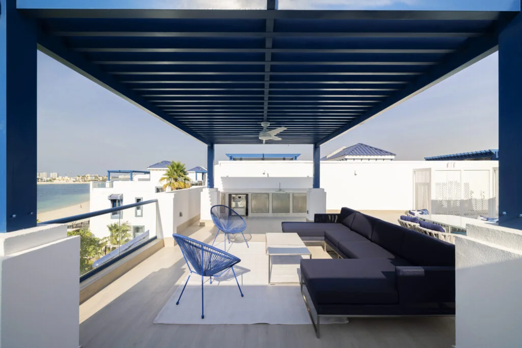 LA STELLA_ROOF_03